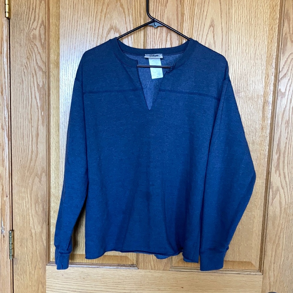 Northern reflections sweatshirt V neck